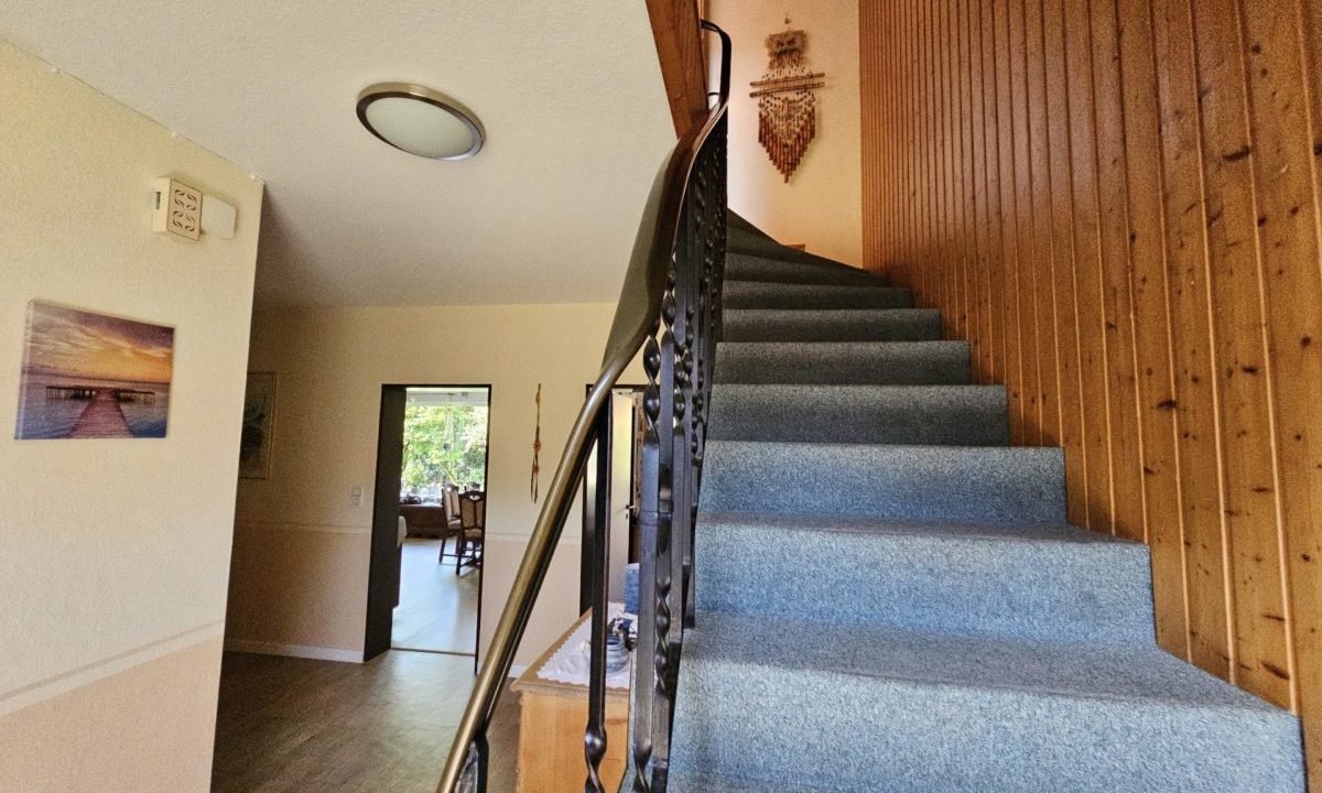 Flur/Treppe